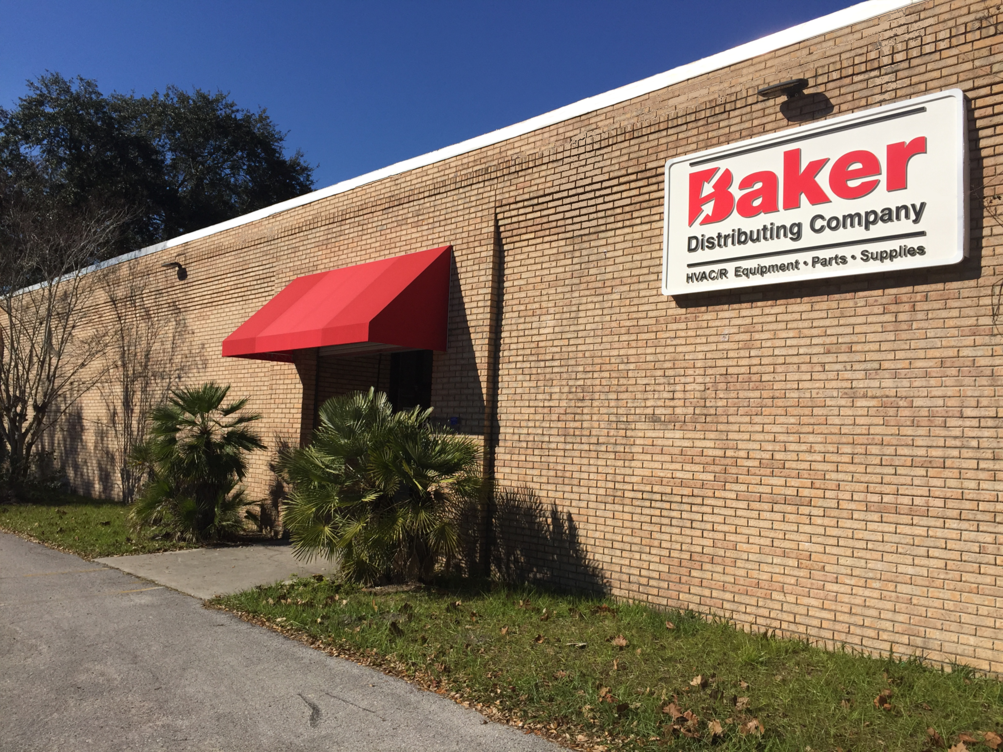 Previously Owned & Managed (Sold) | Baker Distributing Warehouse | 2121 Edison Avenue, Jacksonville, FL 32204